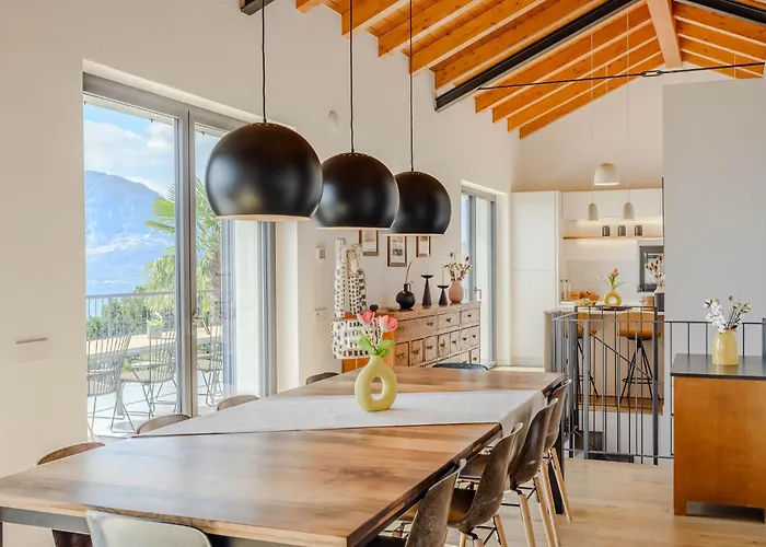 Suna Paradiso Villa Verbania